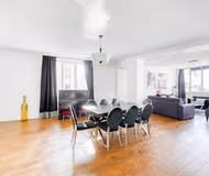 DISCOVER THE INCOMPARABLE CHARM MONTMARTRE