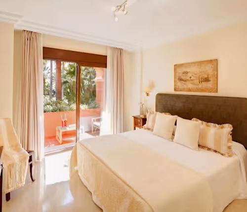 Alzambra Luxury Apartment