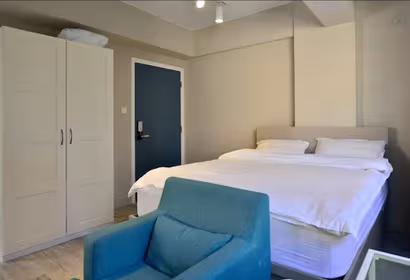 Hollywood Road Apartments, Central