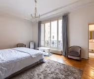 220SQM HAUSSMANN LUXURY IN CHAMPS ELYSEES