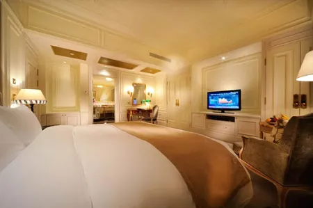 City Centre Serviced Apartments