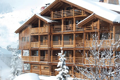 A SUN-DRENCHED LUXURY IN THE PANAROMA OF THE ALPS