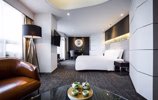 Loushanguan Road Station Apartments