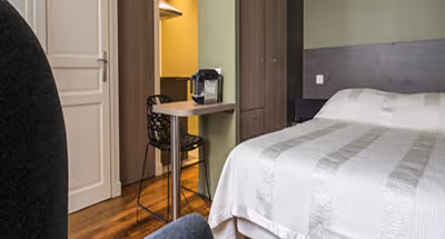 Rue des Renaudes Serviced Apartment