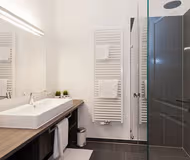 Schwere Serviced Apartment