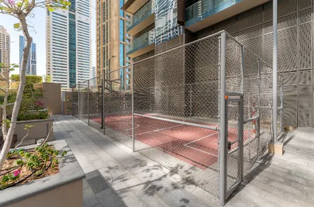 Spacious 1BR In Dubai Marina