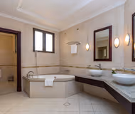 Luxury bathroom at Palm Jumeirah Serviced Apartment, Jumeirah Lake Towers