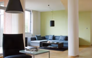 Cleves Embassy Suites