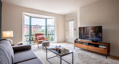 Brannan St Apartment