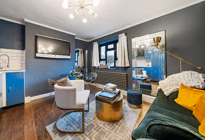 Unique Colourful Brixton Flat near City