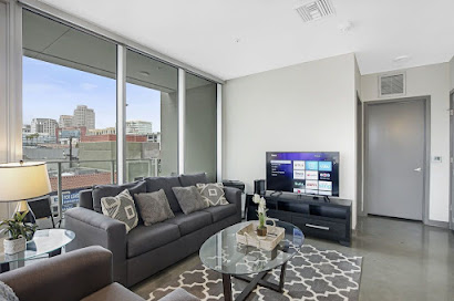 West Wilson Ave Serviced Apartment