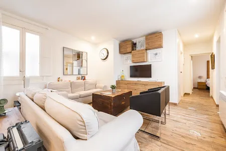 Av. de Felipe II serviced apartments