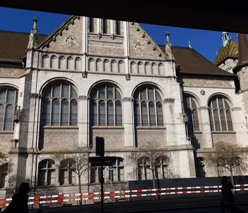 Oerlikon Station Serviced Apartment