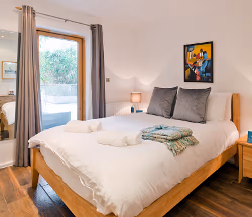 Bedroom at Forbes Street