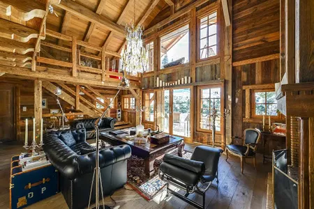 A Luxury Traditional Chalet in the Heart of the Alps