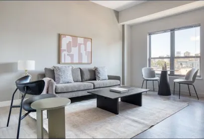 E Newton Street Serviced Apartments