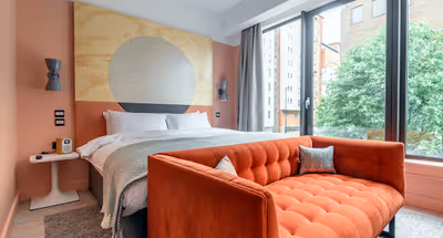 Gorgeous studio apartment at Room2 Southampton