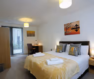 Queensbury Apartment near Colindale