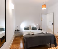 Rua Nova do Loureriro