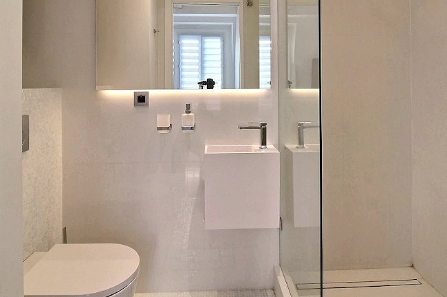 A SIGNAURE LUXURY ON CHAMPS DE MARS ALMA MARCEAU