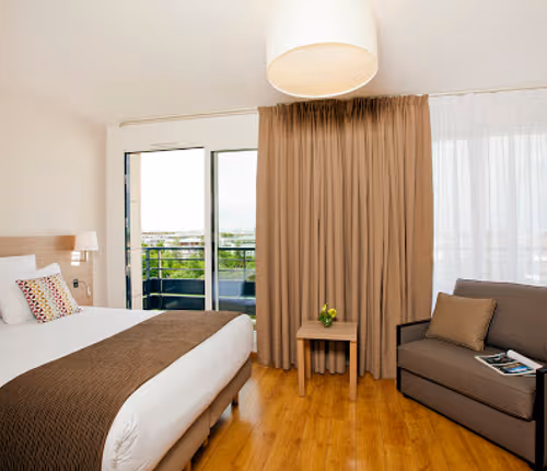 Luxury bedroom at Monceau Bois Colombes Serviced Apartment, Champs Elysees