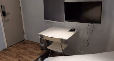 Jervois Street Studios Apartments, Sheung Wan