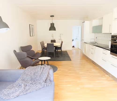 Edvard Serviced Apartment