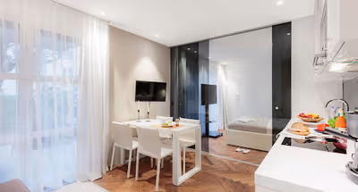 Bellariastrasse Serviced Apartment, Left Shore of The Lake