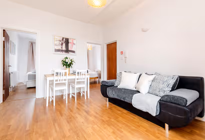 Lavender Hill Apartment in Clapham Jn