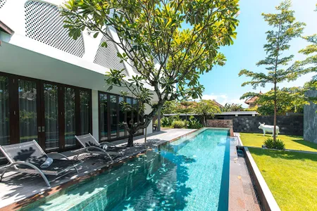 A Stylish and Sublime Issi Villa