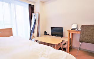 Kitasaiwai Nishi-ku Studio Apartments