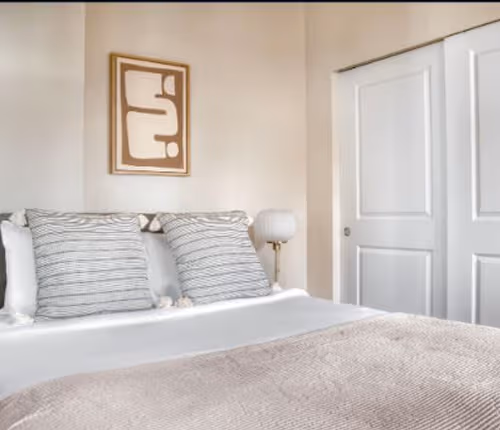 Western Avenue Serviced Apartments