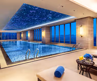 Pool side at Somerset Swan Lake