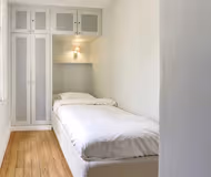 MARAIS SQUARE DU TEMPLE  RUE DU BRETAGNE