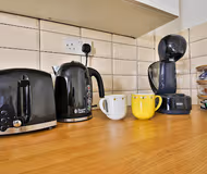 Sleek Central 2 Bed Apartment-