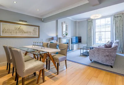 10 Royal Parade Serviced Apartment