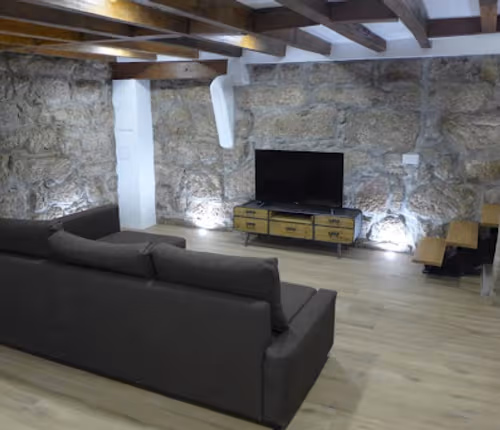 Lope  Serviced Apartment