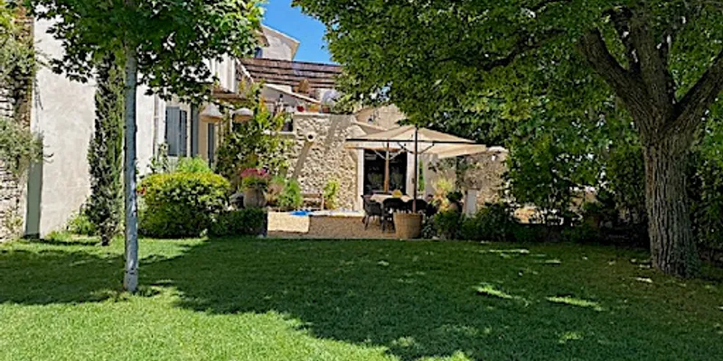 A Private Villa in the Picturesque Village of Joucas