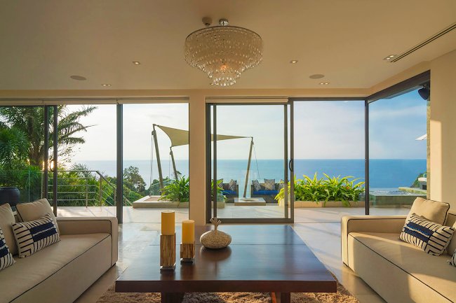 A Sophisticated Luxury Villa in Phuket