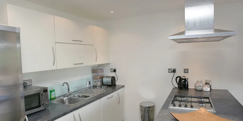 Baddow Road Apartment