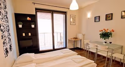 Angel City 11 Serviced Apartment