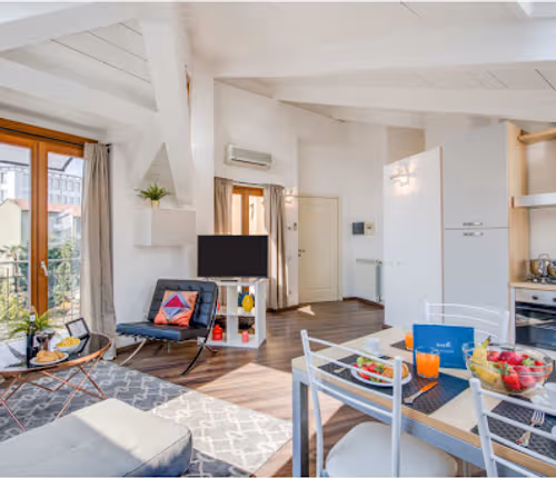 Piazzale Costantin Serviced Apartment VII