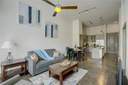 Cityline Drive Apartment