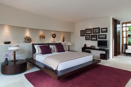 Super Stylish Villa Near Jalan Laksmana