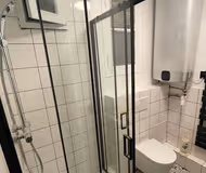 Bathroom at WR - Truffaut