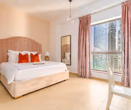 Cozy 2 BR Apartment near The Walk