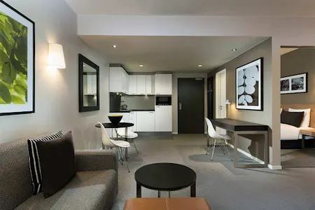 Platz vor dem Neuen Tor Studio Apartment
