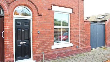 Great, Period terrace home in Handbridge, Chester