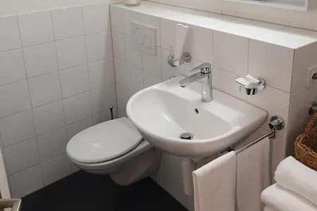 Zug Sytlish One Bedroom Serviced Apartment