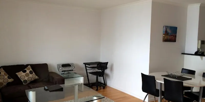 Bowen Street Serviced Apartments